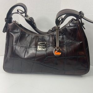 Hobo Dooney & Bourke Vintage Brown croc print, chrome name plate on front